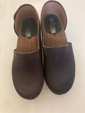 Sandgrens Brett Closed Back Clogs Chocolate Brown Leather Women's Size 38